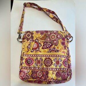 Vera Bradley Bali Gold mailbag crossbody purse